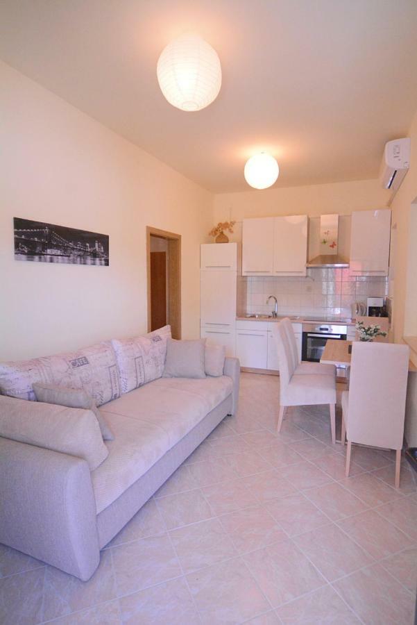Arija Apartment Bilice Exterior photo